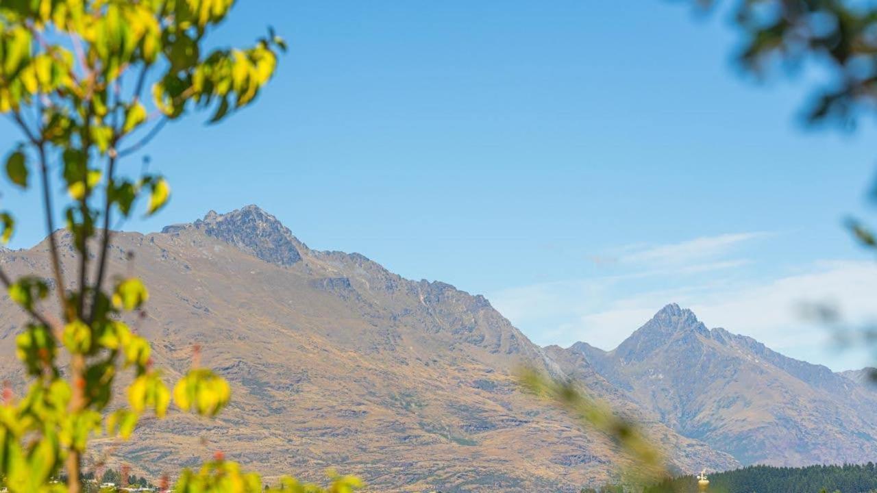 Picture Perfect - Queenstown Holiday Home Экстерьер фото